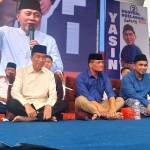 Jokowi, mantan Presiden RI saat menghadiri kampanye alon gubernur dan calon wakil gubernur Jawa Tengah nomor urut 2, Ahmad Luthfi-Taj Yasin Maimoen di Simpang Lima, Semarang (Sabtu/23/11/2024). Foto: Kompas