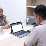 Salah satu pegawai Kantah Kabupaten Pasuruan melaksanakan ujian UPKP secara luring.