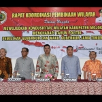 Wakil Bupati Mojokerto Pungkasiadi berharap agar kemunculan duet dua pasangan cagub dan cawagub tidak menjadi pemicu perpecahan.