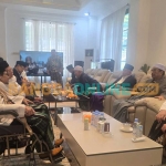 Suasana pertemuan para kiai di Ndalem KH Nurul Huda Jazuli, tuan rumah Munas Alim Ulama dan Konbes NU di Pondok Pesantren Al Falah Ploso Kediri Jawa Timur, Sabtu (20/6/2026). Foto: BANGSAONLINE