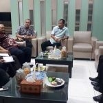 Ketua DPRD Lamongan Abdul Ghofur bersama Kadis PU Bina Marga Eko A Triandono.