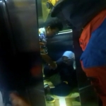 Detik-detik evakuasi korban terjebak di lift rumah makan Surabaya