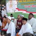 Ketua DPW PKS Jatim, Irwan Setiawan, bersama KHR Moh. Kholil As