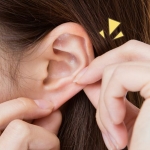 Cara Mengatasi Air Masuk ke Dalam Telinga. Foto: Ist