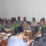 Suasana rapat kerja antara Komisi III DPRD Pasuruan dengan DLH membahas soal limbah.