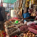 Harga sembako di Jogja mengalami perubahan setiap harinya. Foto: Sulthon/Bangsaonline.