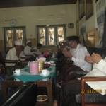 KHA Hasyim Muzadi berdoa bersama para pengasuh Pesantren Lirboyo Kediri Jawa Timur