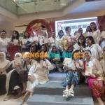 Suasana Meet and greet peluncuran buku Hening Bening. Foto: DYAH NISA/BANGSAONLINE