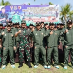 Pangdam V/Brawijaya, Mayjen TNI Nurchahyanto, saat memberangkatkan kontingen sepak bola liga santri piala KSAD.