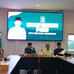 Konferensi pers DPC PKB Pasuruan