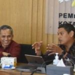 Wali Kota Kediri, Abdullah Abu Bakar (kanan), bersama Kepala Kantor Perwakilan Bank Indonesia Kediri, Moch Choirur Rofiq. Foto: Ist