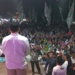 Puluhan ribu warga Mojokerto membanjiri Lapangan Bangsal untuk menghadiri kampanye Paslon Bupati dan Wakil Bupati nomor urut 2, Mubarok.