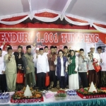 Megawati hadir bersama Cagub-Cawagub Jatim Saifullah Yusuf  (Gus Ipul)- Puti Guntur Soekarno dan sejumlah tokoh nasional lainnya.  Selain itu, sejumlah menteri di era kabinet kerja juga tampak hadir.