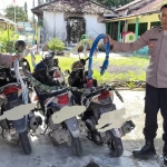 Barang bukti yang diamankan anggota Polsek Sukodadi