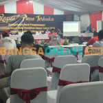 Suasana sidang pleno terbuka di KPU Kabupaten Bangkalan (foto: Ahmad Fauzi/BANGSAONLINE)