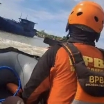 Tim SAR gabungan melanjutkan pencarian nelayan yang hilang di perairan Pulau Mandangin Sampang