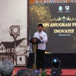 Plt Wali Kota Pasuruan saat memberi sambutan.