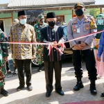 Bupati Busyro meresmikan Kampung Tangguh Semeru di Desa Banasare, Kecamatan Rubaru, Jumat (04/06).