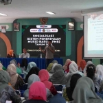 Kepala Dinas Pendidikan Kota Kediri, Moh Anang Kurniawan, saat memberi arahan kepada para kepala sekolah. Foto: Ist.