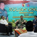 Panglima Kodam (Pangdam) V/Brawijaya Mayor Jenderal (Mayjen) TNI Farid Makruf dan Rektor Unira serta Bupati Pamekasan.