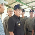 Bupati Tuban, H Fathul Huda meninjau TPI di Palang, Tuban.