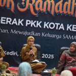 Wali Kota Kediri saat memberi sambutan. Foto: Ist
