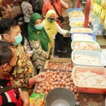 Tim Satgas Pangan Kota Probolinggo menggelar inspeksi mendadak (sidak) di Pasar Baru Kota Probolinggo.