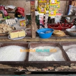 Simak perubahan harga sembako Lumajang di awal tahun 2026. Foto: Bangsaonline.