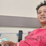 Hamida Soetadji saat dirawat di rumah sakit. foto: dok pribadi