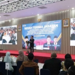 Nusron Wahid saat memberi sambutan ketika serah terima jabatan Menteri ATR/BPN.