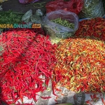 Harga cabai merah besar dan keriting di Jatim hari ini naik. Foto: Sulthon/Bangsaonline.