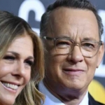Tom Hanks dan istrinya. foto: the guardian