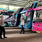Ramp check yang dilakukan petugas dari Unit Kamsel Satlantas Polres Pasuruan dan Dishub Kabupaten Pasuruan.