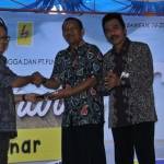 KESEHATAN. Pihak PLN Jatim dan Unair Surabaya bersinergi memberikan penyuluhan dan pelayanan kesehatan kepada warga Pulau Bawean hingga 20 Agustus 2014.