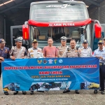 Tim Gabungan saat melakukan rampcheck dengan sasaran angkutan orang dan angkutan barang. Foto: Ist.