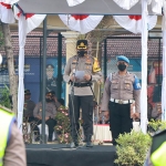 Kapolres Kediri, AKBP Agung Setyo Nugroho, saat memimpin Apel Gelar Pasukan Operasi Patuh Semeru 2022.