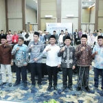 Wali Kota Pasuruan (empat dari kanan) usai membuka kegiatan sosialisasi penguatan kapasitas Hak Asasi Manusia (HAM) di Ascent Premiere Hotel Pasuruan. (Ist)