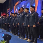 Ketua DPW Partai NasDem Jatim, Lita Machfud Arifin saat mengukuhkan DPD Partai Nasdem Kabupaten Kediri dan DPC Partai Nasdem se-Kabupaten Kediri. (Ist)