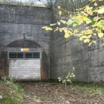 Pintu keluar terowongan yang sudah ditembok. foto: mirror.co.uk