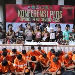 Konferensi pers Operasi Pekat Semeru 2025 di Mapolresta Malang Kota.