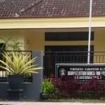 Kantor Bakesbangpol Kabupaten Blitar. (Tri Susanto/BANGSAONLINE)