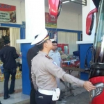 Suasana di terminal tipe A Pacitan saat dilakukan ramp chek dari pihak Dishub dan Kepolisian.