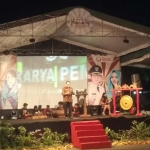 Kepala Dinas Pendidikan Pemuda dan Olah Raga kabupaten Trenggalek, Koesprigianto, saat menyampaikan sambutan. foto: HERMAN/ BANGSAONLINE