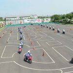 Suasana saat pelatihan berkendara di MPM Safety Riding Course. (foto: ist)