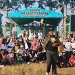 Anggota DPRD Kabupaten Pasuruan, Rudi Hartono, saat menyapa warga di Lapangan Desa Tejowangi, Kecamatan Purwosari.