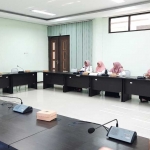Ketua Komisi III DPRD Kabupaten Tuban Hartono saat memimpin rapat.