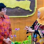 Gubernur Khofifah ketika menerima kunjungan kerja Dubes RI untuk Australia di Canberra, Siswo Pramono.