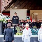 Bupati Pamekasan, Baddrut Tamam, saat upacara peringatan HUT ke-78 RI.