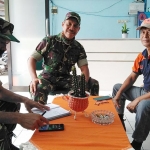 Kepala Pelaksana BPBD Kota Malang Alie Mulyanto saat menemui Kasdim 0833 Kota Malang Mayor Arh Heru Sunyoto di kantor BPBD Jalan Danau Ranau Raya, Sawojajar, Kamis (26/03). foto: IWAN IRAWAN/ HARIAN BANGSA