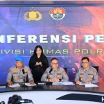 Konferensi pers yang digelar Divpropam Polri.